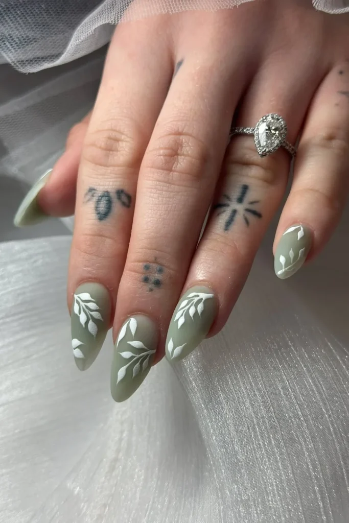 Leafy Green Elegance