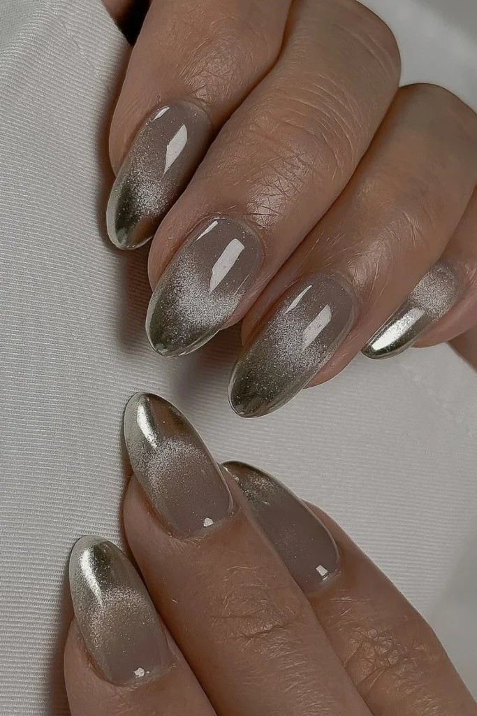 Metallic Cat Eye Nails