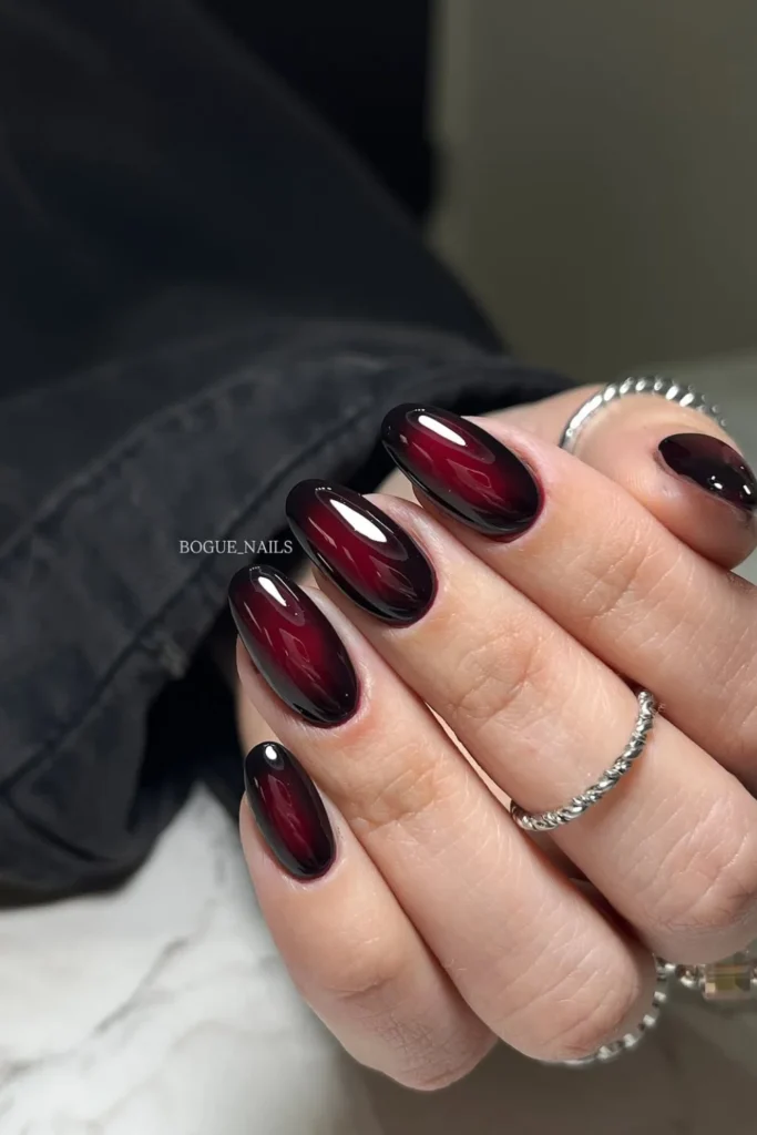 Minimalistic Vampire Nails