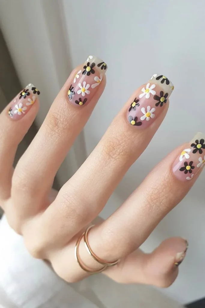 Chain Link Nail Art