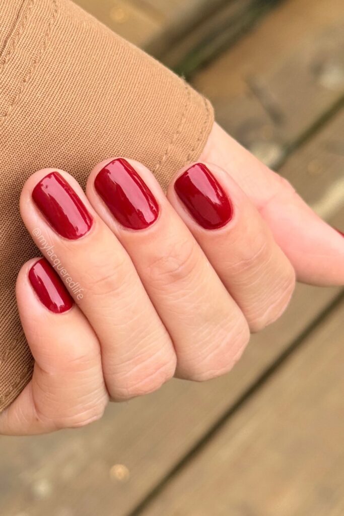Classic Vampy Red Nails