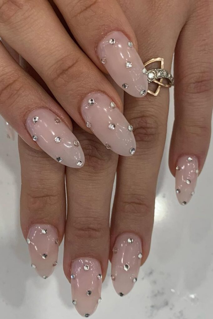 Dazzling Rhinestone Accents Nails
