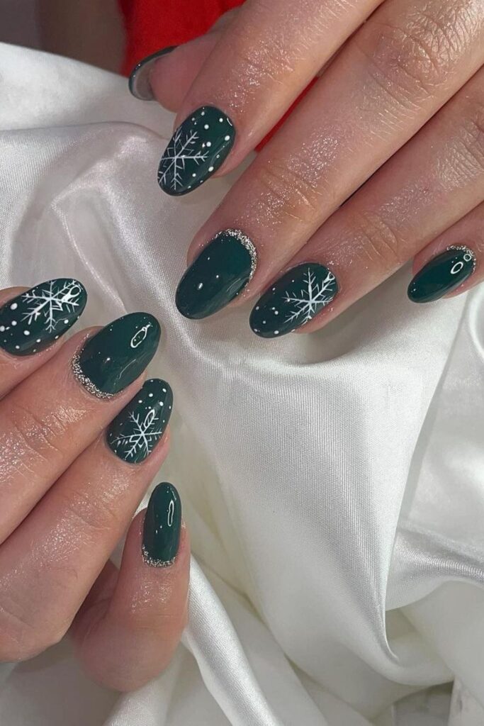 Forest Green Bliss Nails