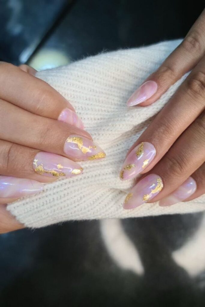 Minimalist Chic Nails