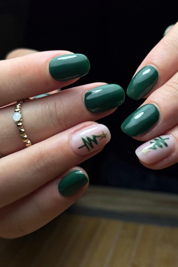 Minimalist Christmas Designs Nails