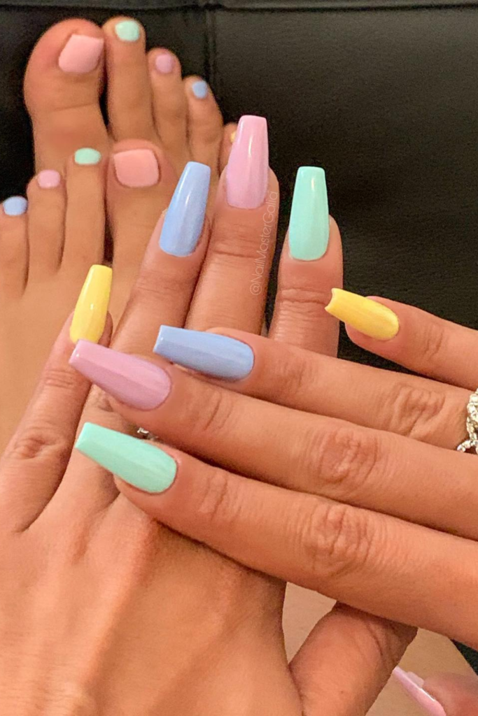 Multicolor Shimmer Nails