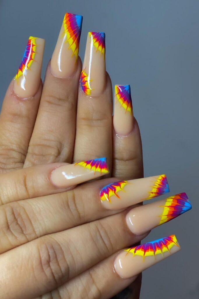 Tie-Dye Elements Nails