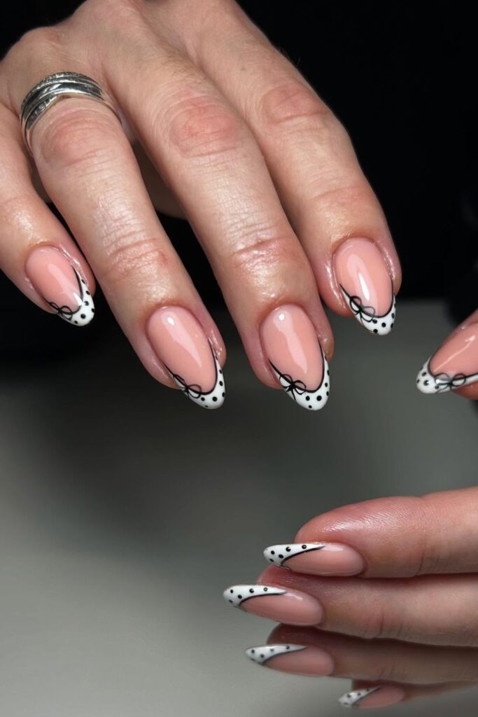 Vintage Lace Accents Nails