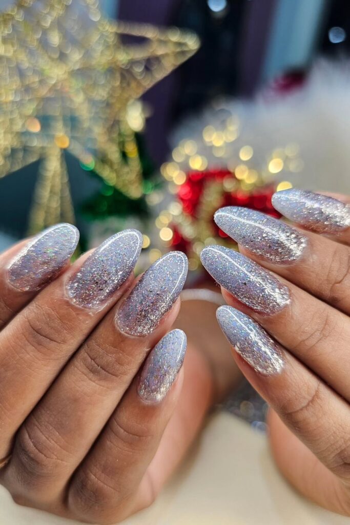 Gradient Glitter Nails